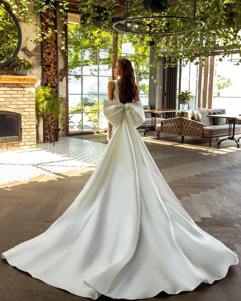 I Do Wedding Dresses and Photography - Featured Image