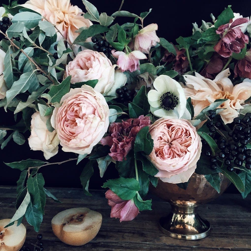 LauraJean Floral & Design - Featured Image