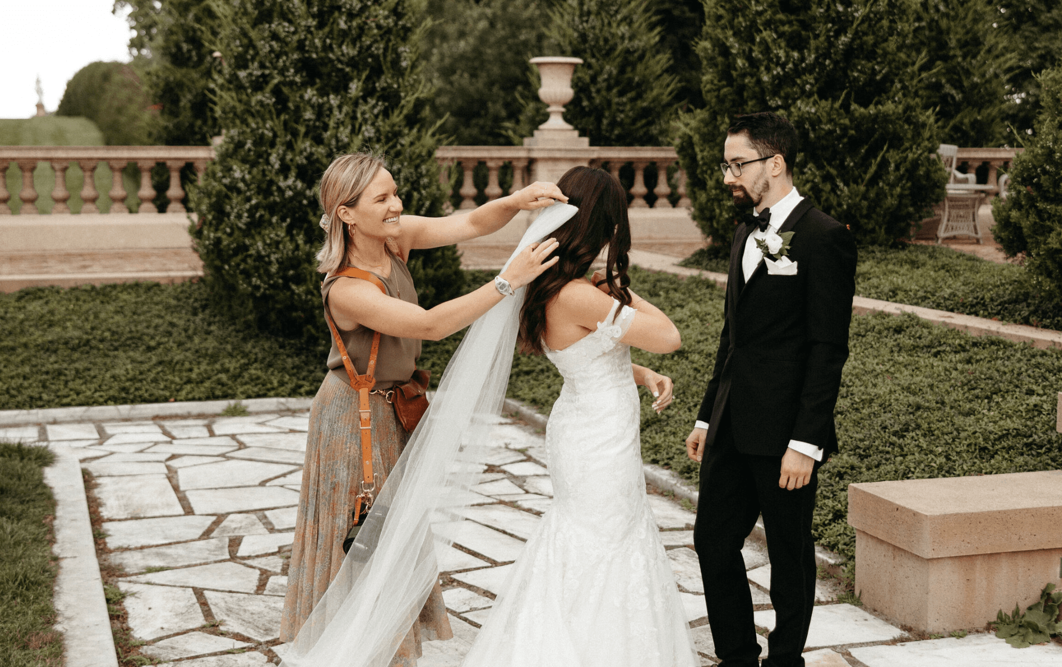 Scarlet Roots Photography - Featured Image